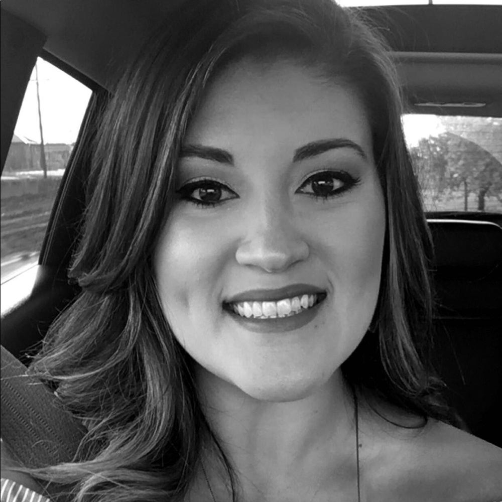 Meet your Posher, Kaci